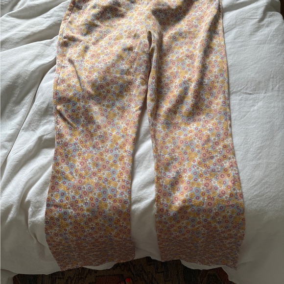 Floral Matching Set (crop top and flared pants) - Picture 3 of 4